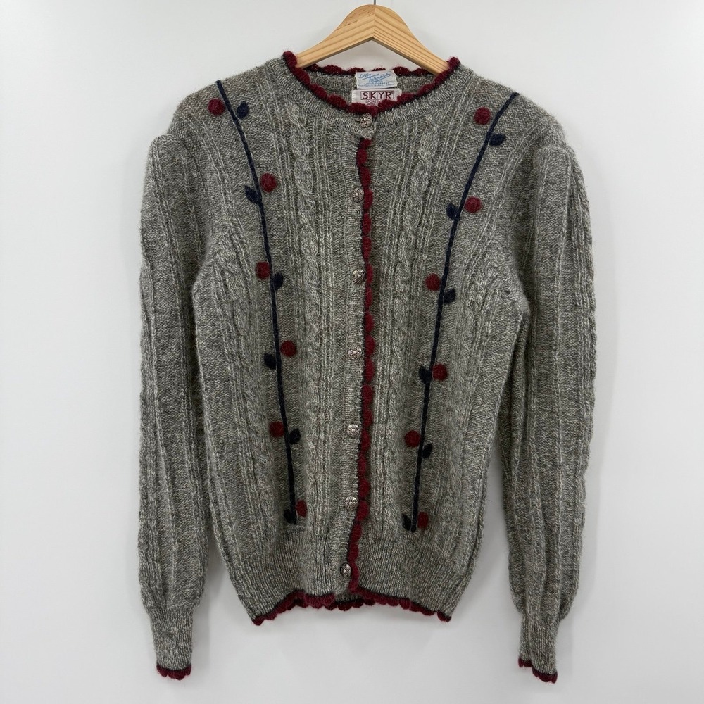 Skyr Sportswear Vintage‎ Gray Cable Knit Cardigan Wool Shetland Pom Pom Detail